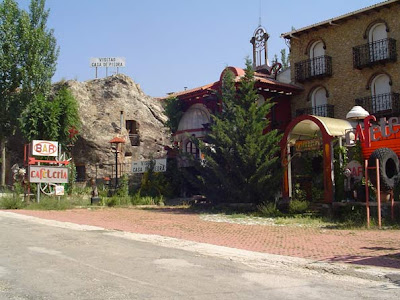 Lino Bueno casa de piedra