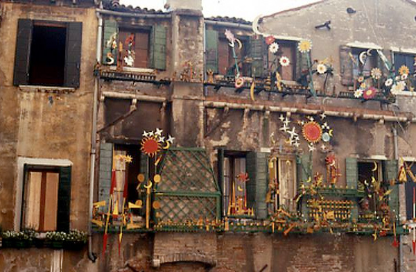 La Casa delle Girandole de Donato Zangrossi